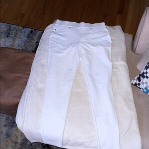 MICHAEL Michael Kors White Slim Stretch Jeggings with Gold Accents